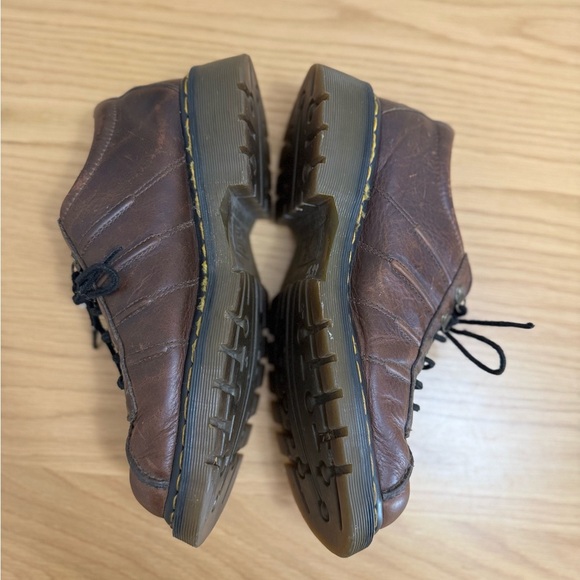 Dr. Martens Made in England  Brown Oxfords Men’s 10 Vintage Chunky Leather Shoes - Picture 6 of 12